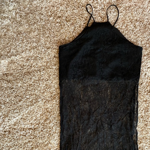 Missguided Black Lace Halter long top - Picture 5 of 5